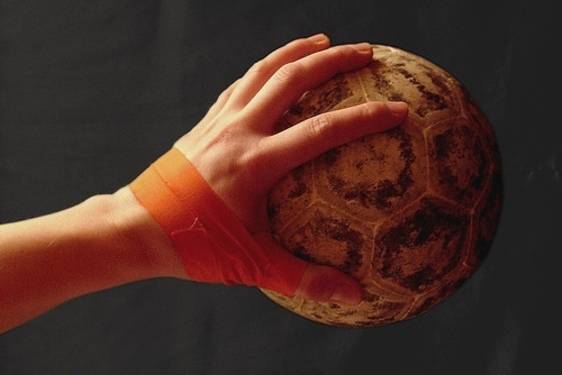 A Brassónál az előny az EHF-kupában