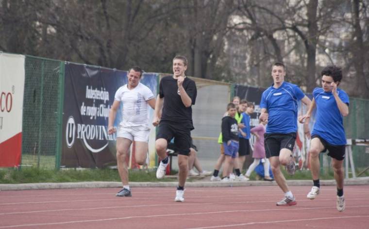 Beszélgetés és atlétikai verseny Killyéni Péter emlékére Kolozsváron