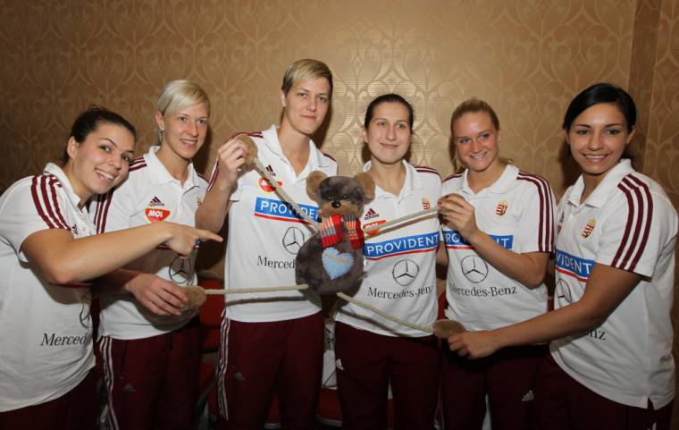 Magyar–horvát Eb-rajt kemény csatákkal