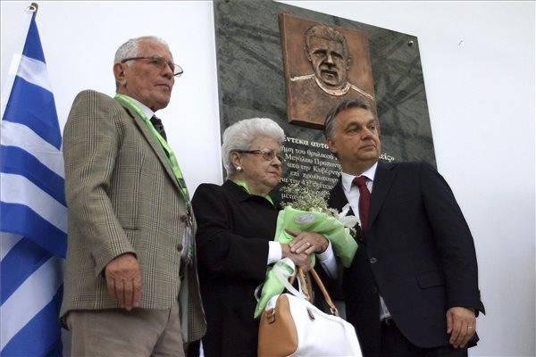 Puskás-emléktáblát avattak Athénban