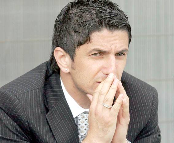 Răzvan Lucescu a Petrolul új trénere