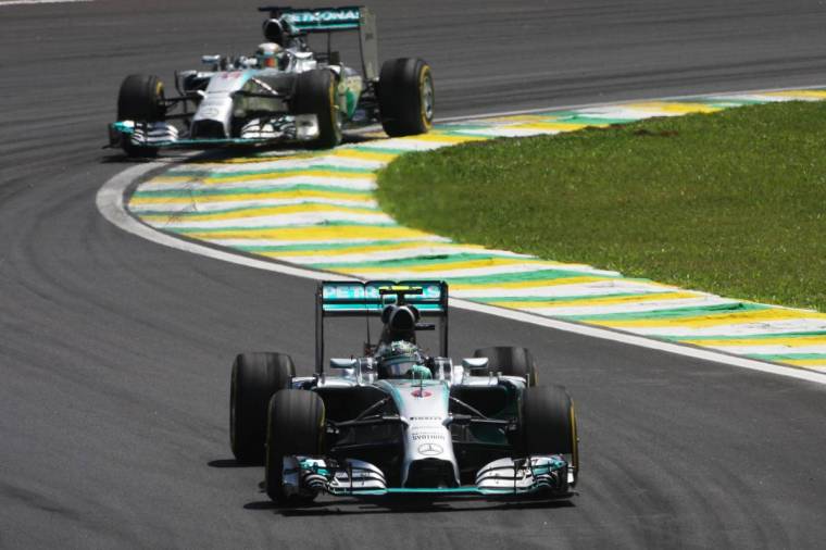 Világbajnok-avató szezonzáró futam Abu-Dzabiban