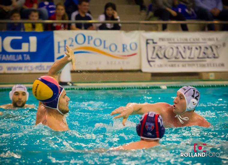 Közel a váradi pólósok bajnoki címvédése