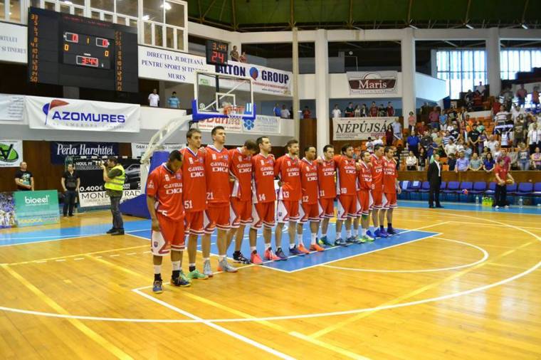 Trónra tör a Várad – Kezdődik a férfibajnokság fináléja