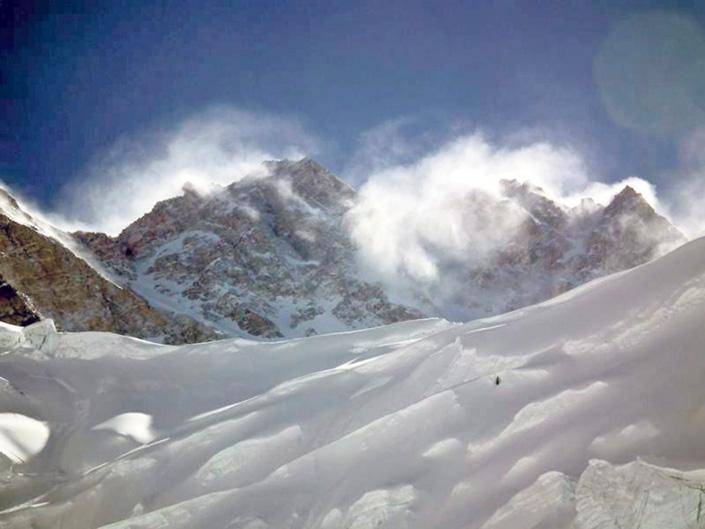Erőss Zsolték halála: vége az expedíciónak, a magyar csapat elhagyta a hegyet