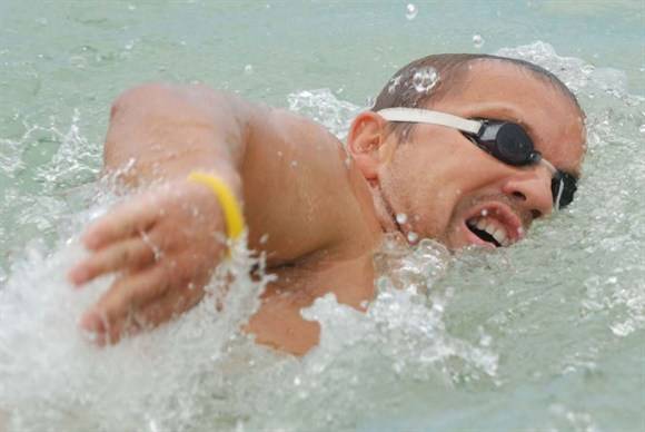 Mányoki átúszta a La Manche-csatornát