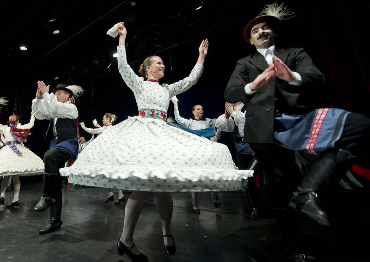 Magyar hagyomány Párizsban