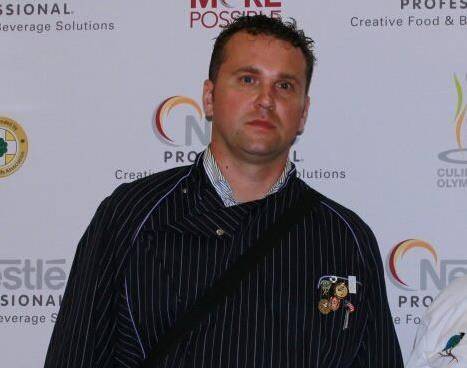 Tintahal pikáns kolbásszal – Erdélyi ezüstérem a Kulináris Világbajnokságon