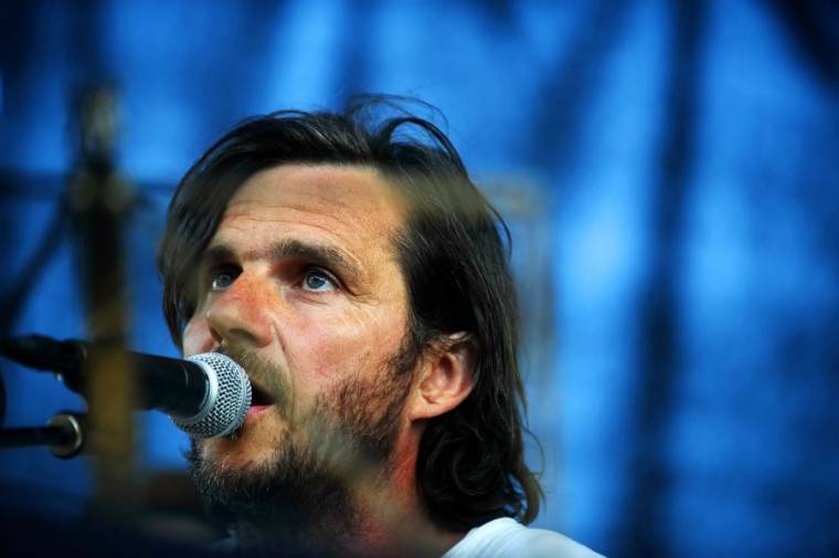 Személyes, érzelmi témák a Kistehén új lemezén