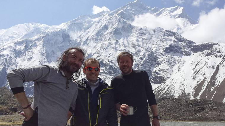 Ismét helikopterrel mentették Török Zsoltékat az Annapurnán