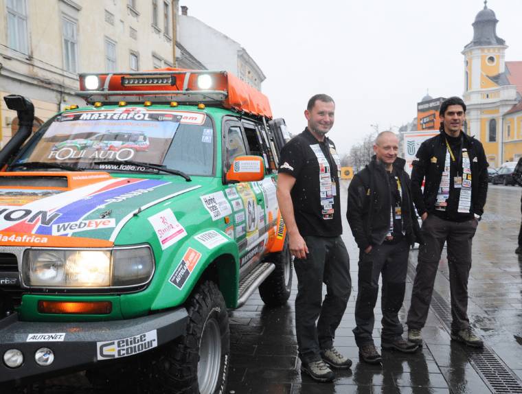 Elindultak az erdélyiek a Budapest–Bamako Ralira