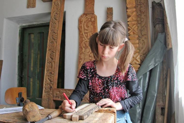 A fafaragás volt a legnépszerűbb a csittszentiváni kézműves táborban