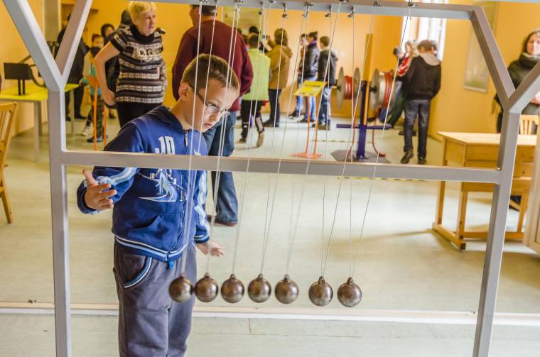 Megtapasztalni és megérteni – Csodák palotája Csíkszeredában