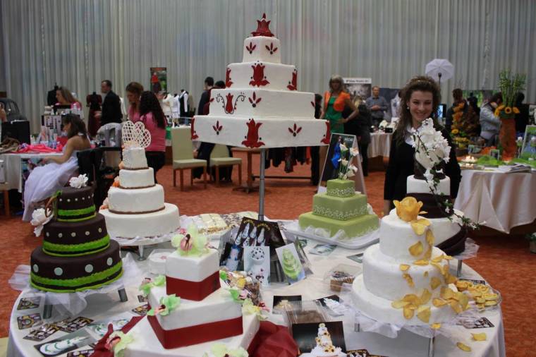 Lakodalmas divatok: esküvői kiállítás Udvarhelyen és Szentgyörgyön