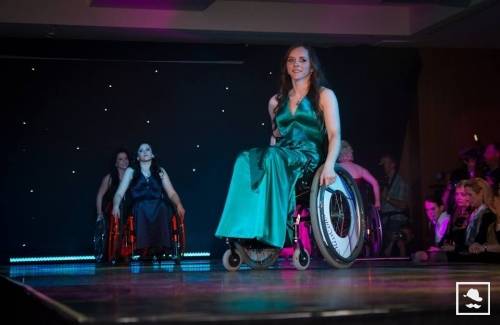 Szentegyházi lány nyerte a nemzetközi kerekesszékes szépségverseny közönségdíját