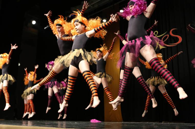 Több mint kétezer látványtáncos érkezik Udvarhelyre