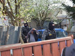 Őrizetben a sorozatgyilkossággal gyanúsított suceavai „nőfaló”