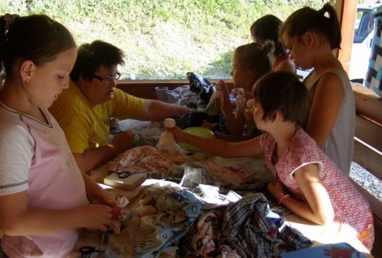 Mesefalu alkotótáborok Székelyföldön