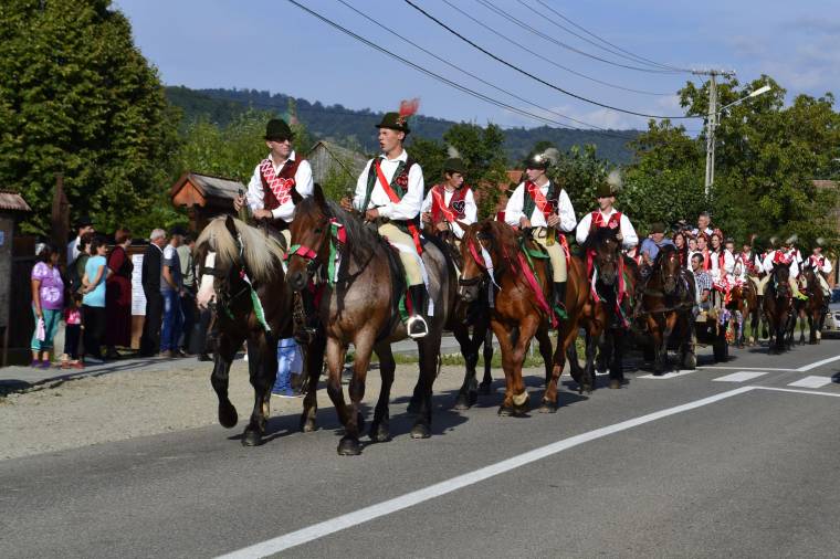 Árt a székelyföldi szüreti báloknak a külföldi munkavállalás
