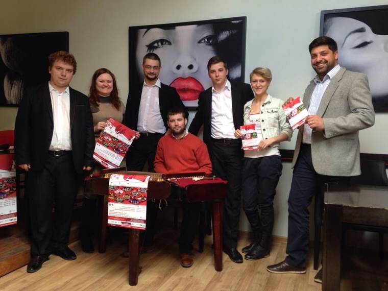 Erdélyi turnéra indulnak a Fölszállott a páva résztvevői