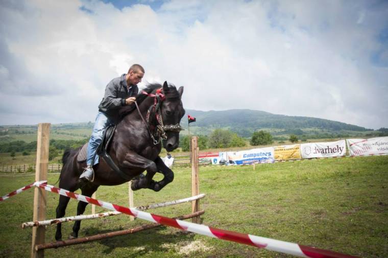 Nézeteltérés a Vágta megnevezés miatt