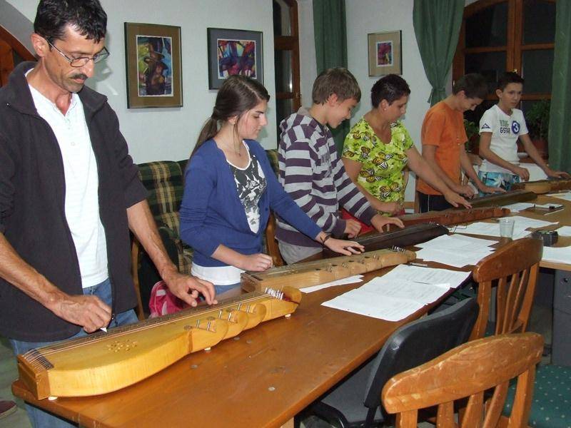 &bullet;  Fotó: Berekméri edmond