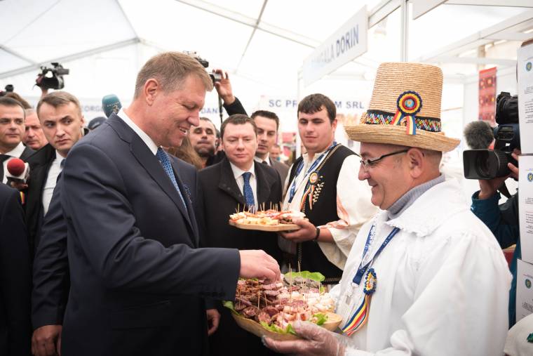 Ahol a szép alma is gyakorta savanyú