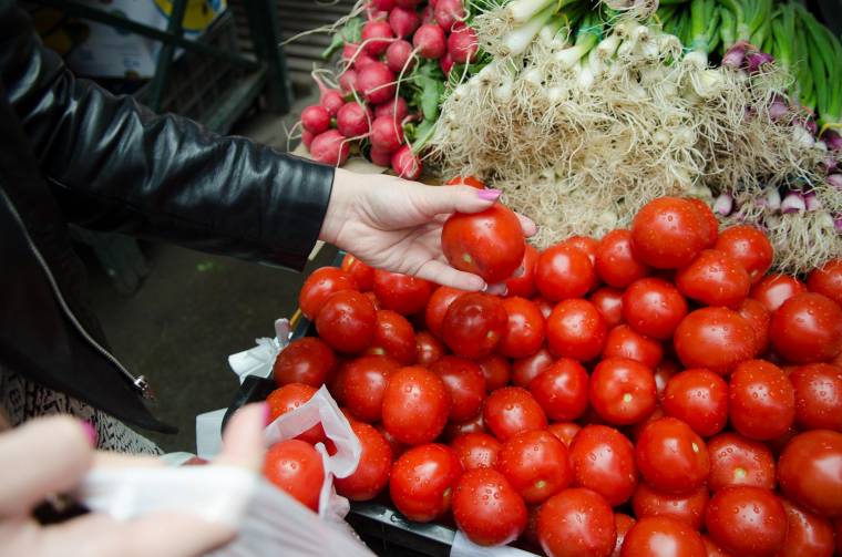 A szemükkel „vásárolnak” a romániai fogyasztók
