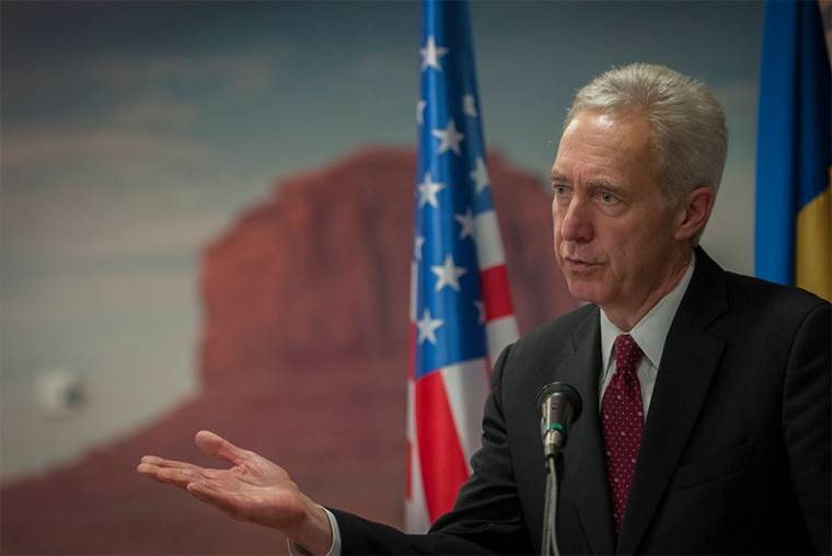 Amerikai nagykövet: Moszkva „rászállt” Romániára