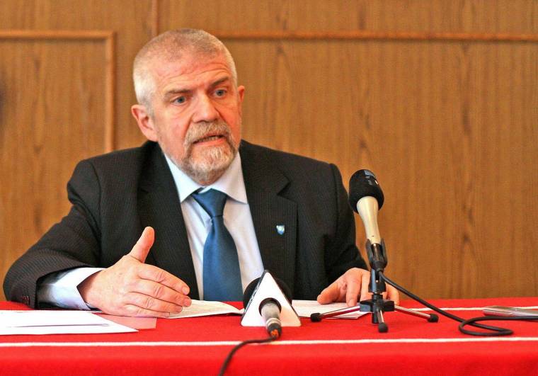 Izsák: nem jelent veszélyt Románia számára a székelyek autonómiatörekvése