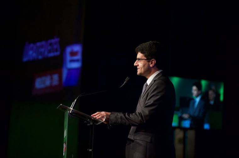 „Kisebbségtelenítették” Johannis üdvözletét