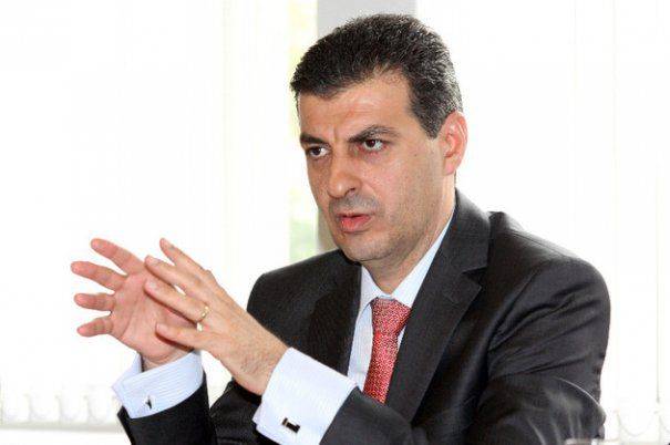 Motoc: nem lesz kötelező sorkatonai szolgálat