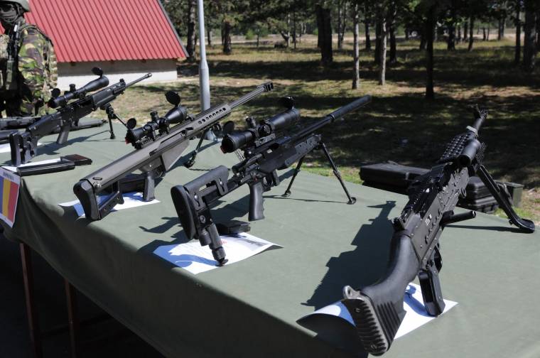 Világszerte kapósak a román fegyverek