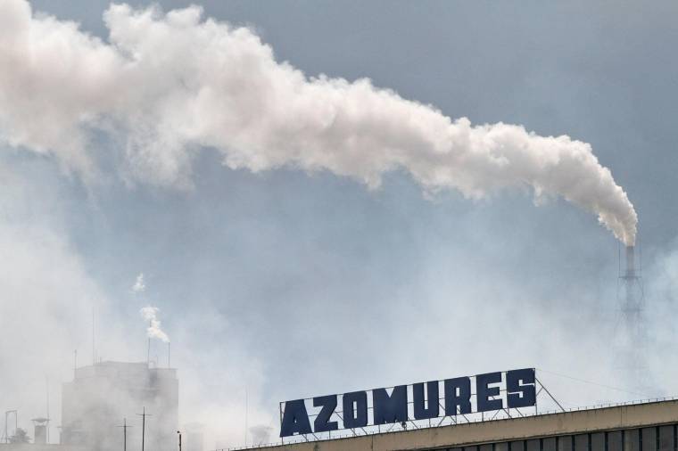 Spontán tiltakozás fogadta a svájci nagykövetet az Azomureşnél