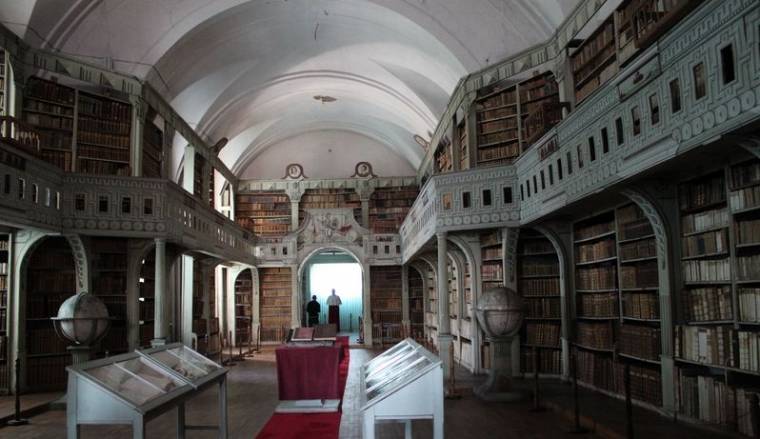 Hivatalos fordító hiánya gátolja a Batthyáneum restitúciós perének folytatását