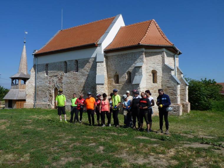 Bővítenék a templomutat