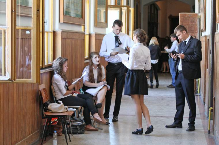 Tilos a tételcsere a hétfőn kezdődő érettségin