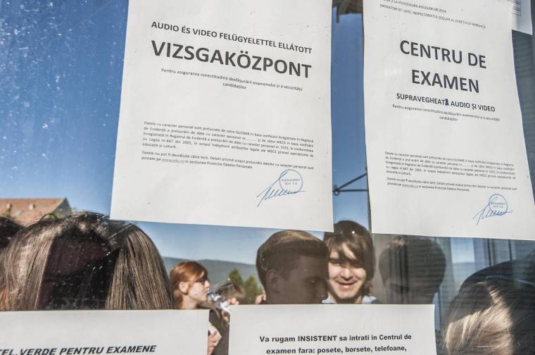Kérdőjeles az érettségi dolgozatok javítása