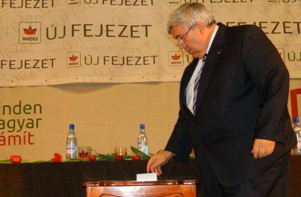 Vádat emeltek az ügyészek Kiss Sándor ellen