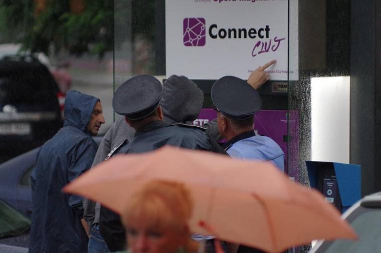 Muszáj: más tollával ékeskednek Bocék