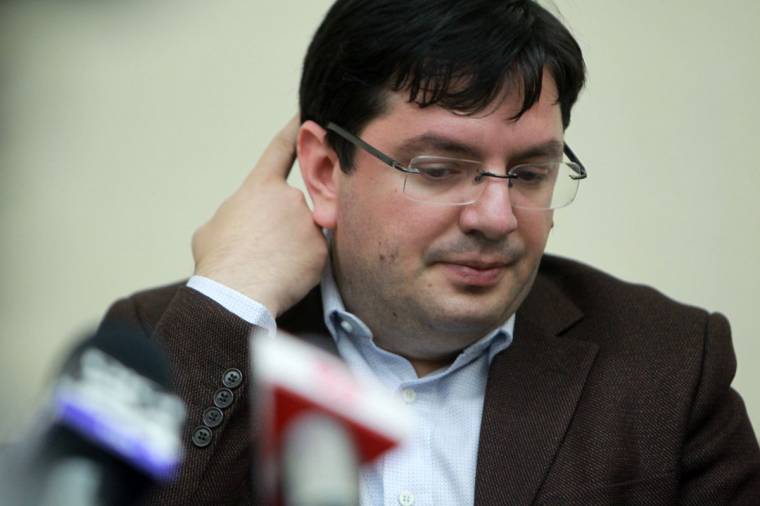 Johannis megrótta az egészségügyi minisztert