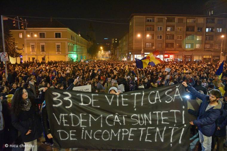 Megtisztulást sürget az utca immár Erdélyben is