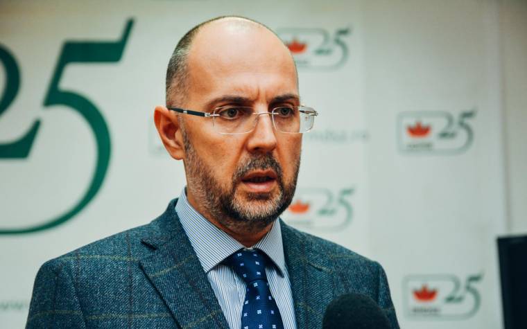 Kelemen szerint fontos lépés a felekezeti és magániskolák állami támogatása