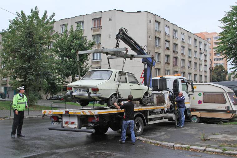 Erdély-szerte gondot okoznak az elhagyott autók