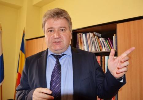 Egyetemre is jár a DNA Nagyváradon