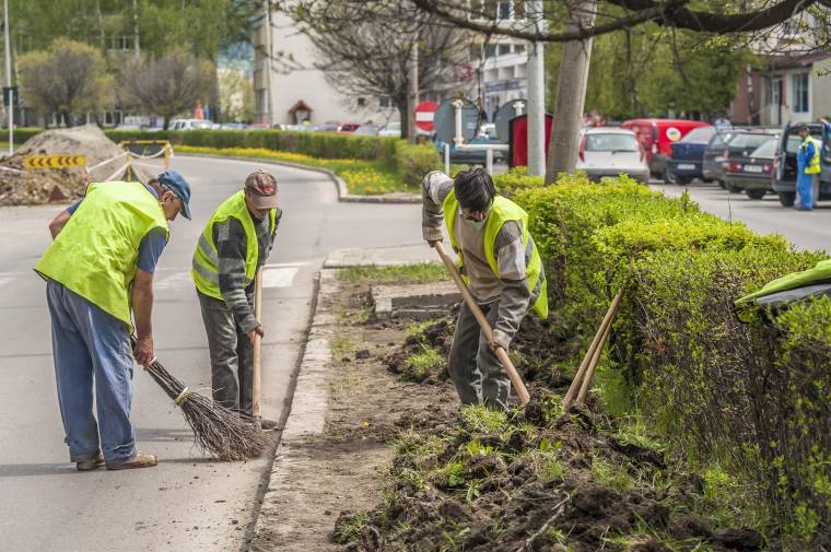 Kevesen közmunkáznak a tartozás törlesztéséért