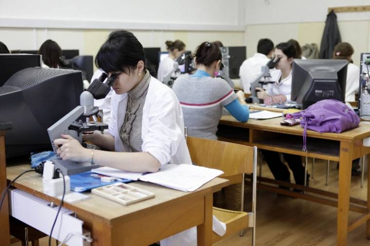 Legfelsőbb bíróság: nem minősül diszkriminációnak, hogy kizárólag román nyelvű a gyakorlati oktatás a vásárhelyi orvosin