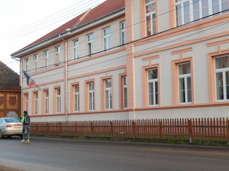 Összevonnák a nyárádszeredai iskolákat