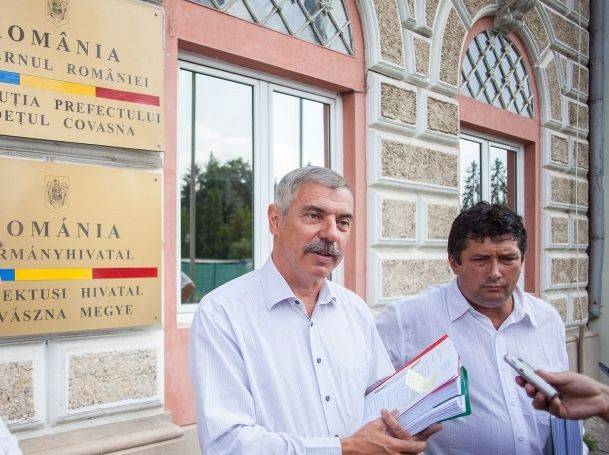 Eltávolítanák a közvagyonná vált székely zászlót is
