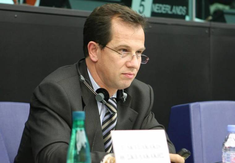 Sógor az EP-ben: Romániában rendszeres a magyarok elleni gyűlöletbeszéd